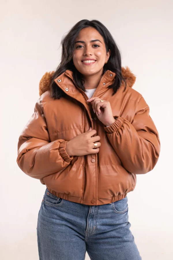 CAMPERA PUFFER CAPUCHA DESMONTABLE - Imagen 2