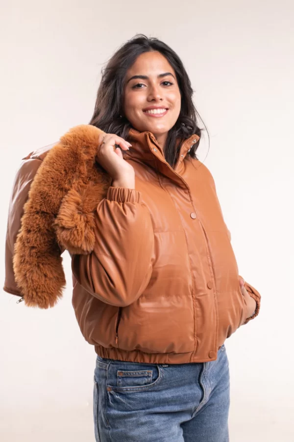 CAMPERA PUFFER CAPUCHA DESMONTABLE - Imagen 4